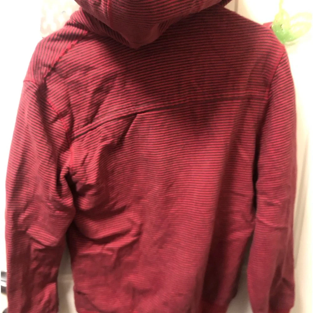 Lululemon jacket - Picture 1 of 3